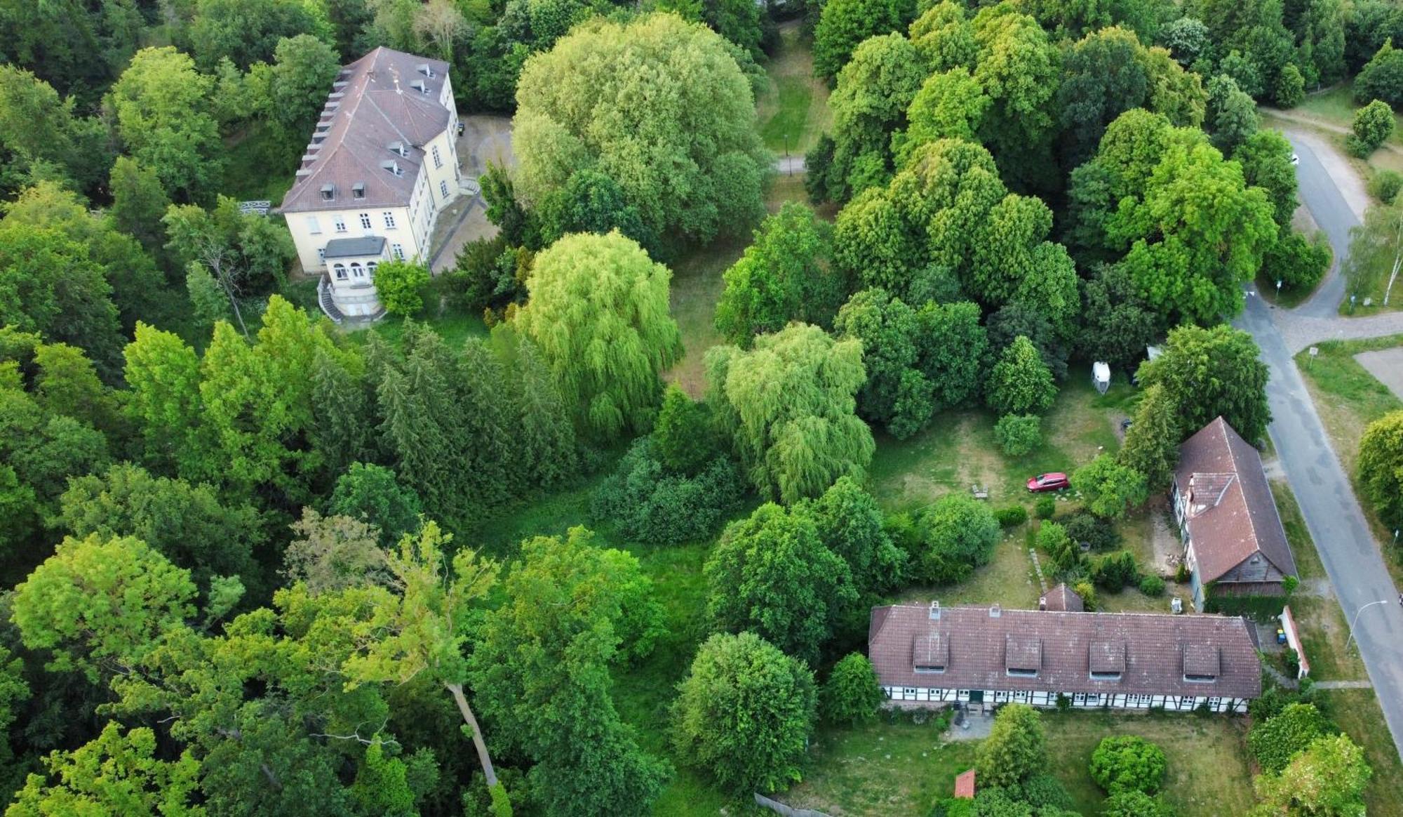„Altes Forsthaus“ Am Schloss Uelzen Exterior foto